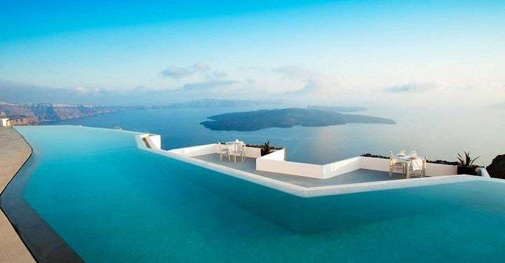 Best Hotels in Greece that everyone cherishes to stay!