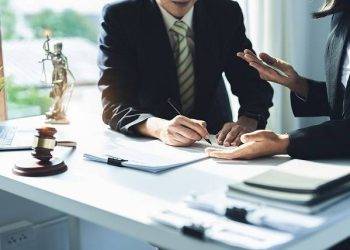 Should I Hire an Attorney for a DUI/DWI Charge?