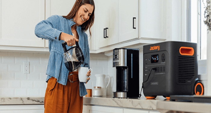 Harnessing Sunshine: A Comprehensive Guide on Using the Jackery Solar Generator 2000 Plus for Apartment Living