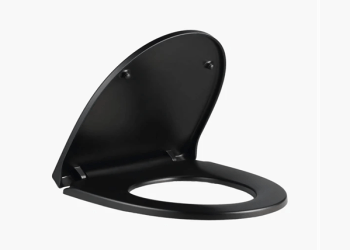 What’s the Difference Between a Bidet and a Smart Bidet Toilet Seat?